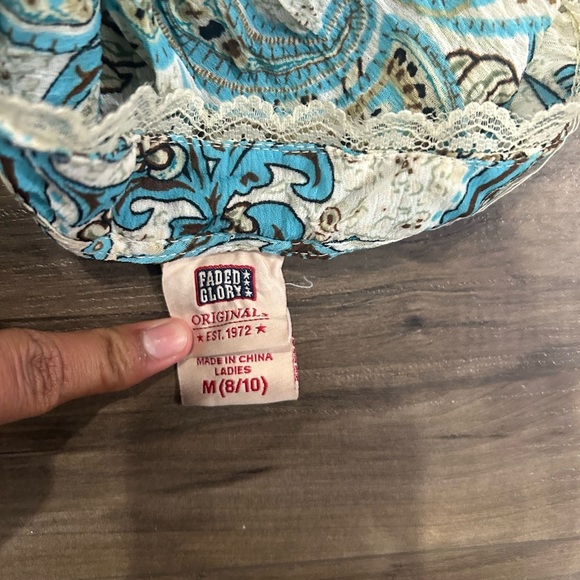 Faded Glory Vintage Y2K Turquoise and Beige Patterned Top - Picture 4 of 5